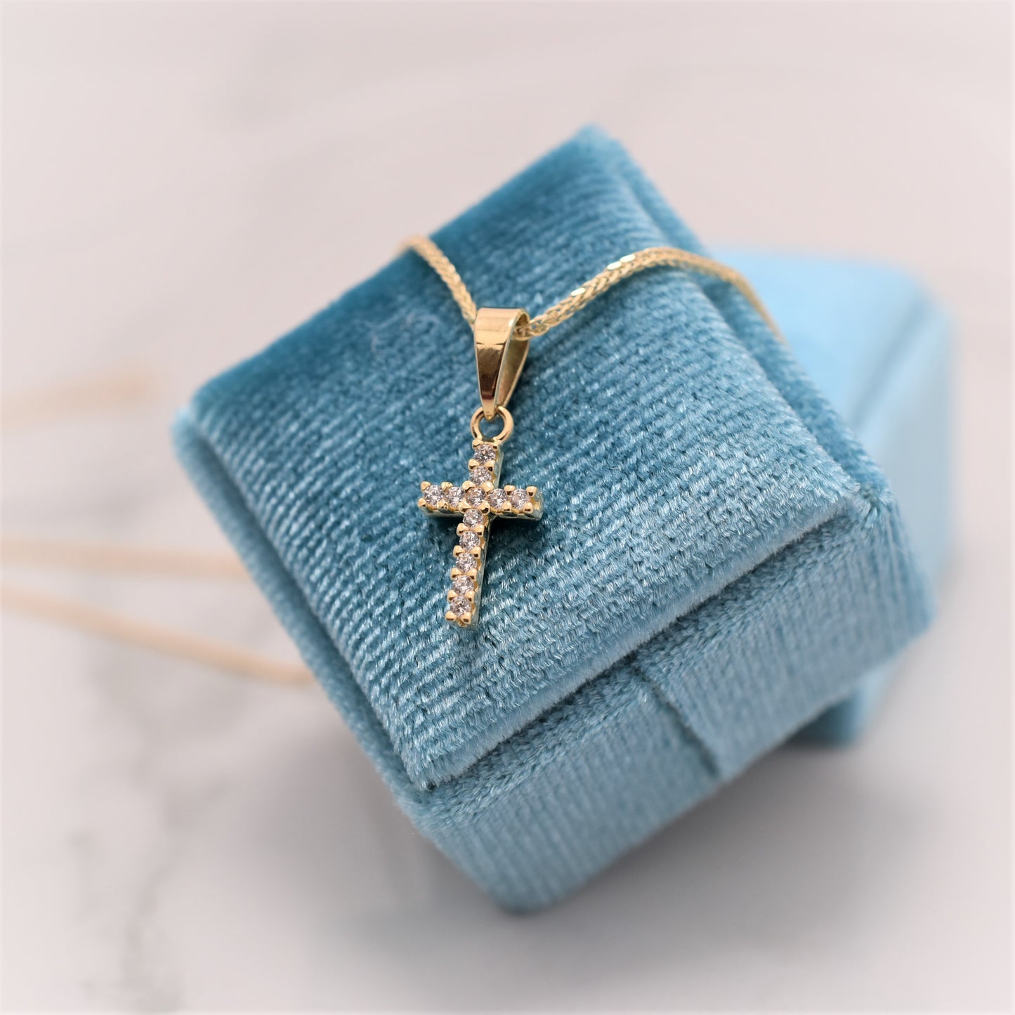 Zlata verižica PC240R