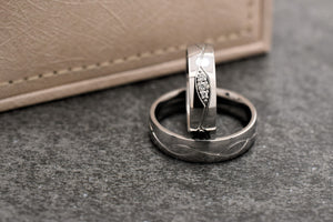 Jekleni poročni prstani JP112