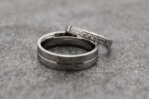 Jekleni poročni prstani JP126